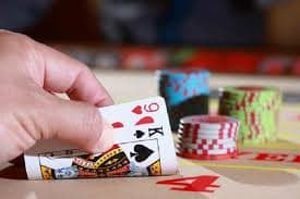 Ilustrasi promosi eksklusif gtatoto dengan hadiah dan bonus